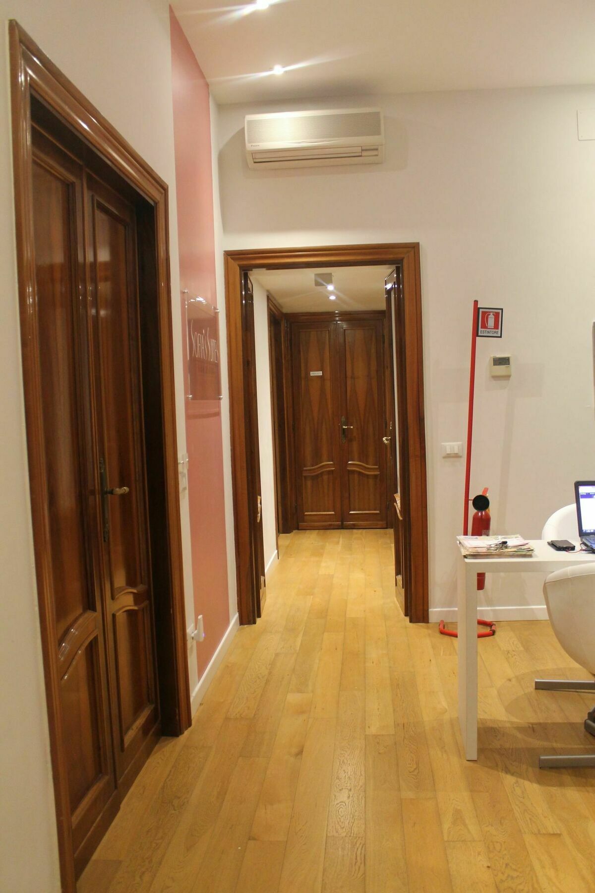 โซเฟีย สวีท Bed & Breakfast โรม ภายนอก รูปภาพ